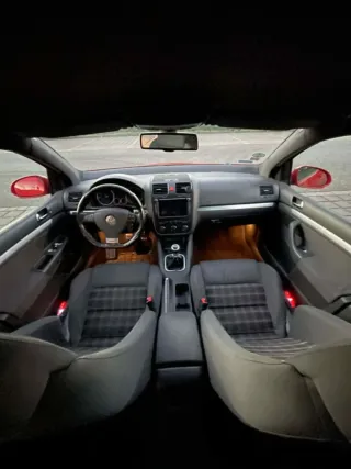 Volkswagen Golf 2005