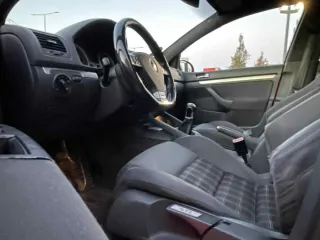 Volkswagen Golf 2005