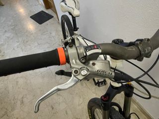 Bicicleta Orbea R26 lista para rodar