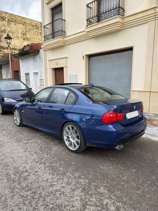 BMW 330d 2010