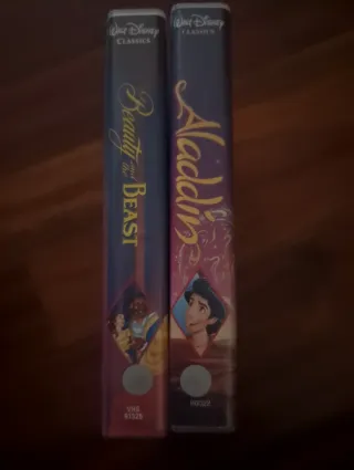 2 VHS Disney Clásicos en V.O.