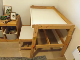 Tavolo e panca per bambini in legno