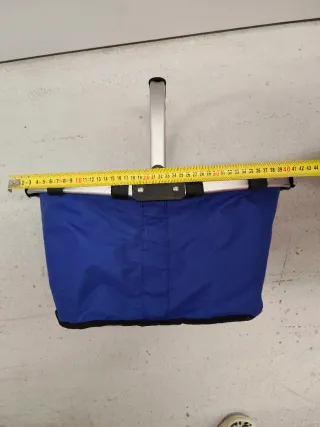 Cesta de Picnic Azul con Asa Metálica