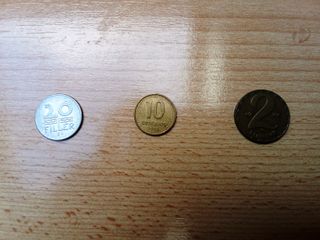 OFERTA: LOTE DE 24 MONEDAS EXTRANJERAS