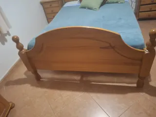 Cama 135cm Madera y Tela