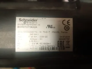 Material recuperado maquinaria industrial