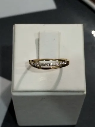 Anillo oro con circonitas chica nuevo