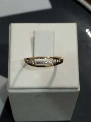 Anillo oro con circonitas chica nuevo