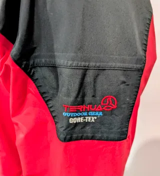 Chaqueta Ternua Outdoor Gore-Tex Roja/Negra