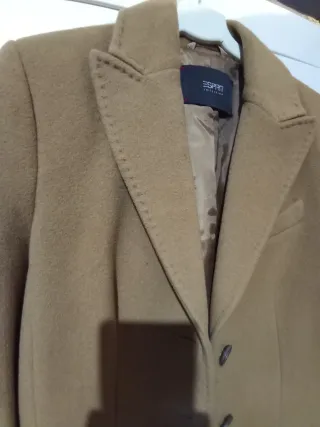 Chaquetón Esprit marrón talla L. De la 38-42