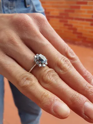 Anillo Oro Blanco Aquamarina y Diamantes Reales