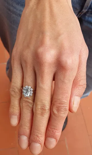 Anillo Oro Blanco Aquamarina y Diamantes Reales