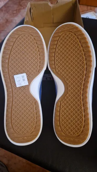 Zapatillas Skechers Azules precio tienda 75€