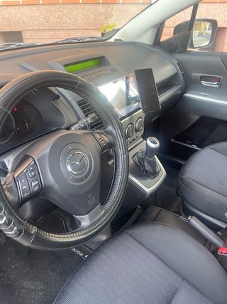 Mazda 5 año 2009. 2.0 crtd. 143 cv. 263 km