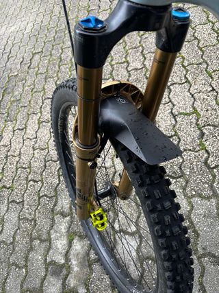 Suspensão Fox 38 Kashima Grip 2