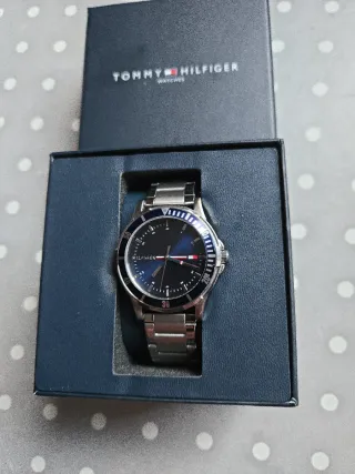 Reloj Tommy Hilfiger Azul y Plateado