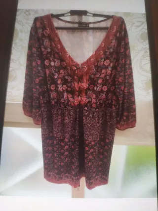 Vestido estampado floral para disfraz de aldeana