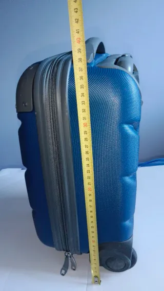 Maleta pequeña azul con ruedas niños