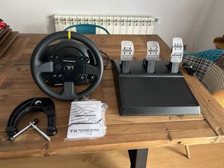 Thrustmaster TX Leather Ed. XBOX/PC