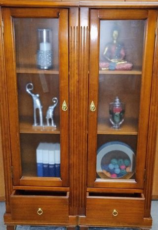 Vitrina madera cristal