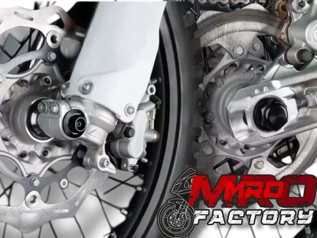 Pack Tuercas Ruedas Grupo KTM Negras - Nuevas