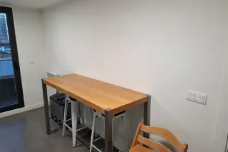 Mesa alta cocina madera y metal