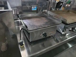 Plancha eléctrica 40 cm DIFRI