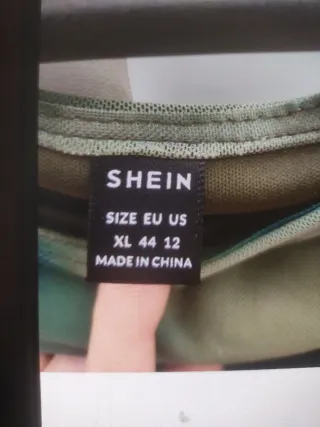 Vestido verde estampado manga larga