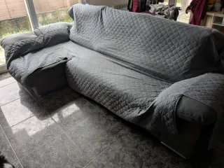 Chaiselongue gris tejido easy clean.3-4 plazas