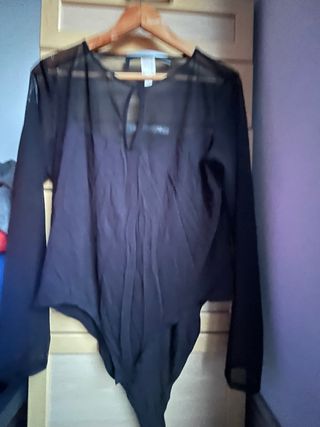 Body H&M negro con transparencias