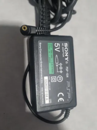 Cargador Sony PSP-104 AC Adaptor 5V