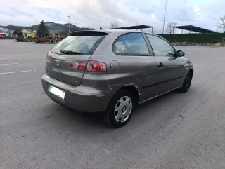 SEAT Ibiza 2004