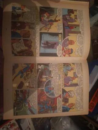 Libro de la Historia de Superman
