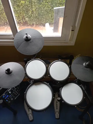 Batería Electrónica Alesis Nitro Mac