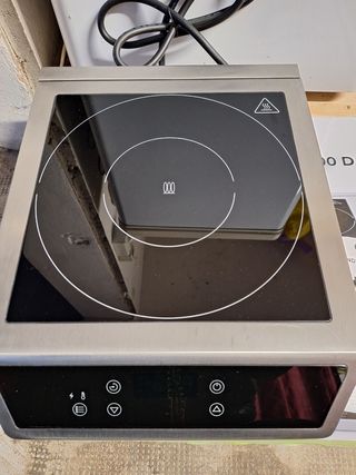 Fornello induzione digitale Hendi 3500D