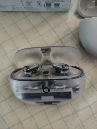 Beats Studio Buds + con caja original y funda