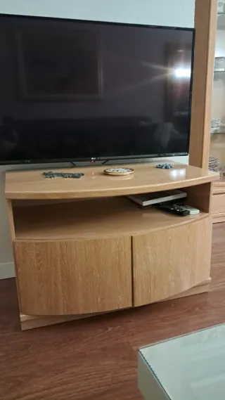 Muebles de salón madera y cristal