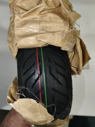 Neumático patinete 10x3.00-6 con cámara