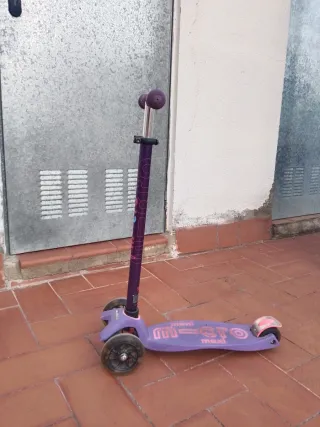 Patinete Micro Maxi Morado 3 Ruedas