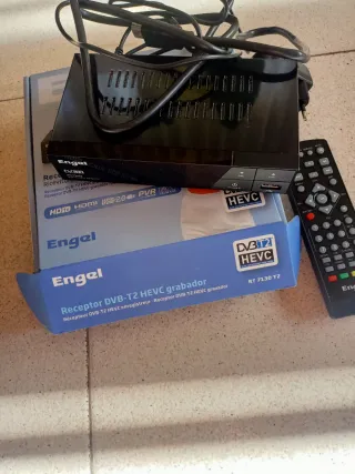 Receptor Engel DVB-T2 HEVC Grabador