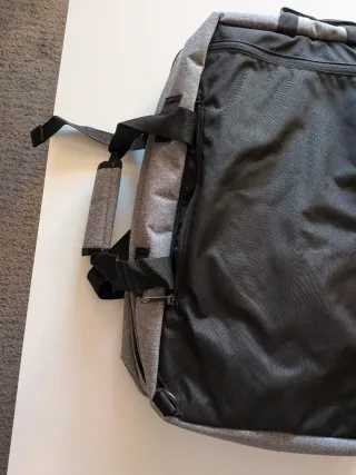 Mochila Eastpak Underseater 42L Gris