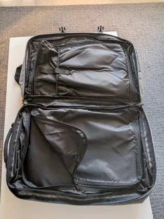 Mochila Eastpak Underseater 42L Gris