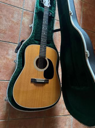 Guitarra Martin D28 2006