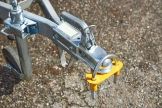 Cierre de acoplador de enganche