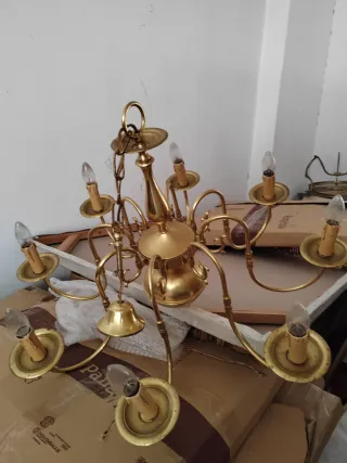 Lámpara de techo dorada antigua