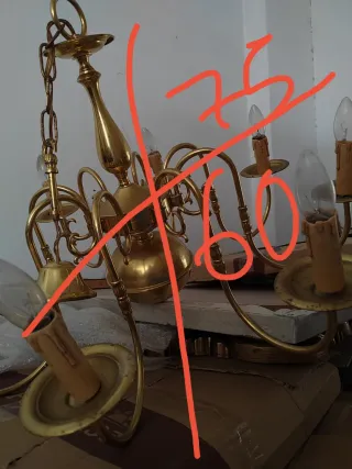 Lámpara de techo dorada antigua