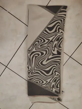 Sciarpa donna beige e grigia