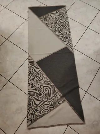 Sciarpa donna beige e grigia