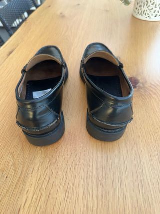 Mocasines de piel negros para hombre