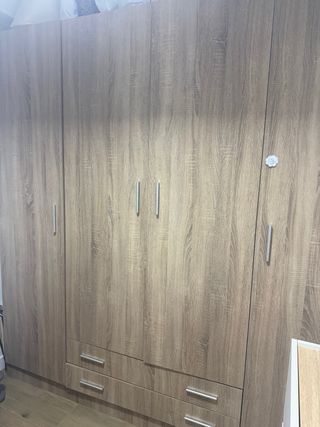 Conjunto de matrimonio cabecero y mesitas